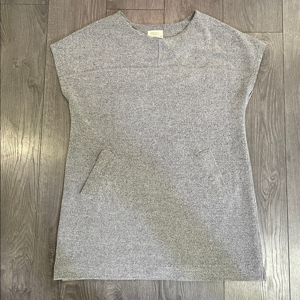Body Bag  by Jude oversized gray dress size small